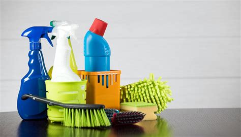 Eco-Friendly Cleaning Products for a Healthy Home Environment